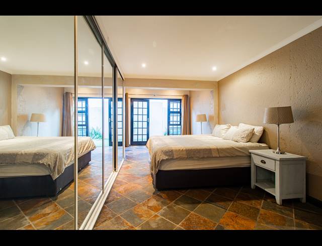 4 BEDROOM CLUSTER FOR SALE IN LONEHILL